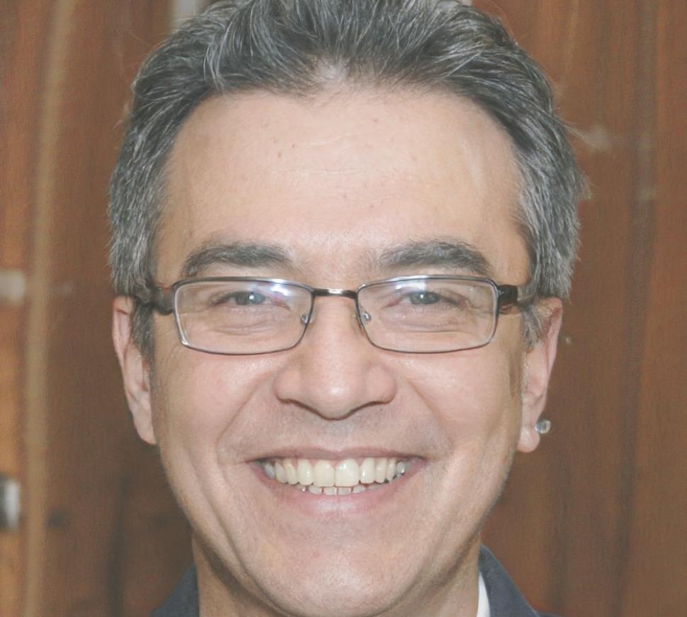 Portrait de Théophile Marchand, formateur expert en analyse financière